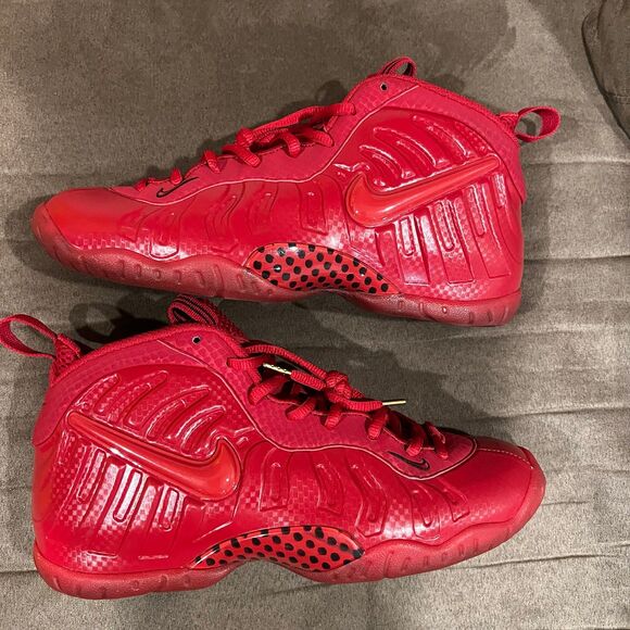 Nike Air Foamposite ‘Pro Red October Youth Size 7Y